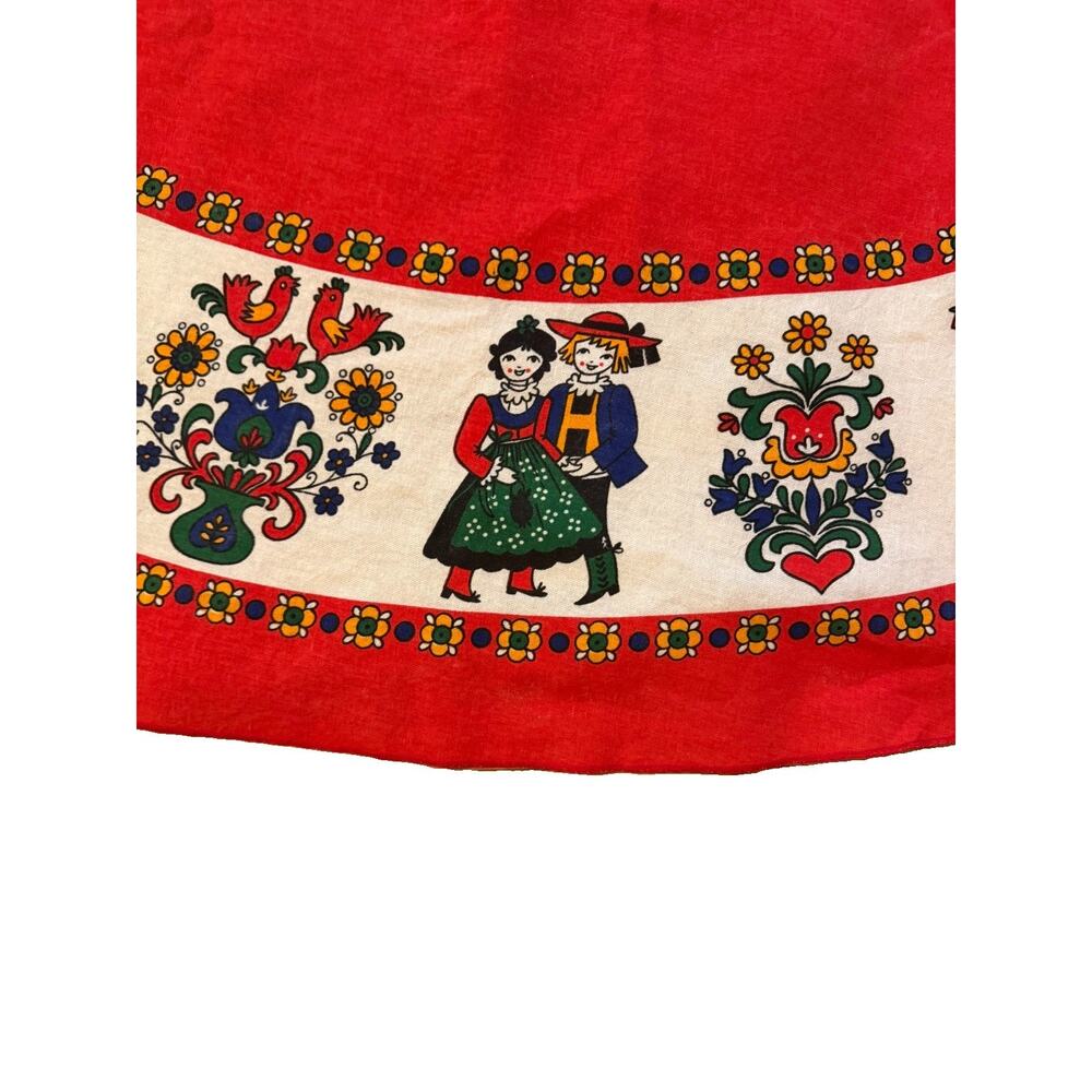 Vintage Austrian Folk Art Round Tablecloth 62” Red Floral DELLA TORRE 3757/20 - Picture 11 of 16